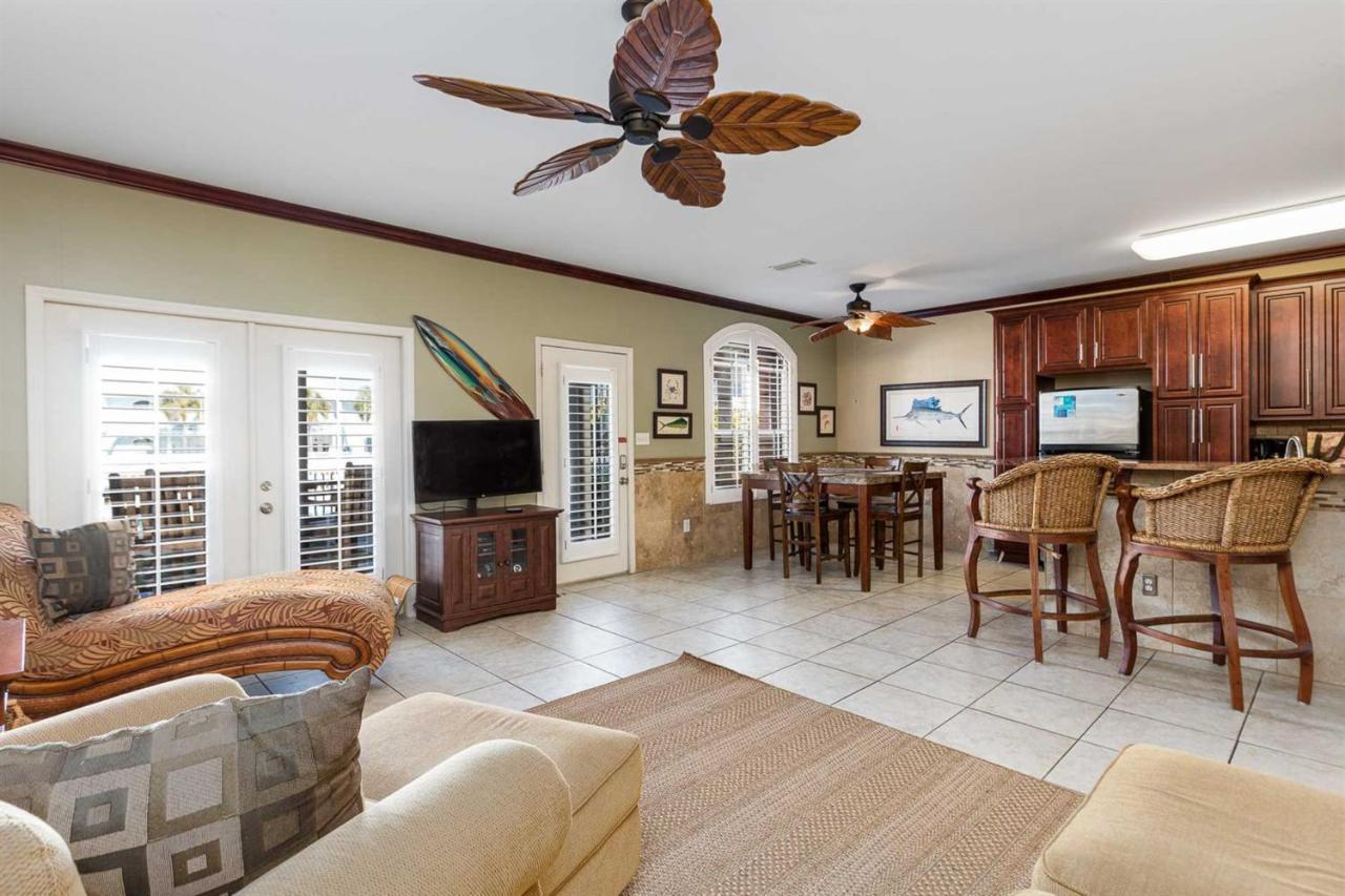 Charter Landing Villa Orange Beach Oda fotoğraf